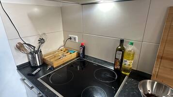 Ofen, Herdplatte, Geschirrspüler