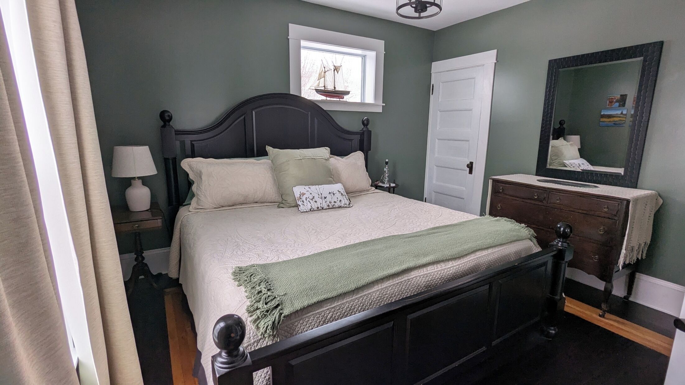 グランド ルーム | 羽毛の掛け布団、セーフティボックス (室内)、客室ごとに異なる装飾、WiFi (無料)