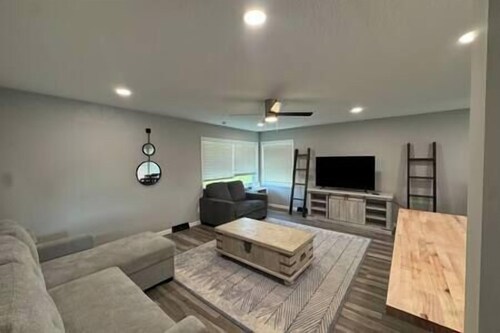 Briggs Convenience Haven, Briggs Convenience Haven