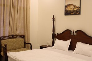 3 chambres, draps fournis