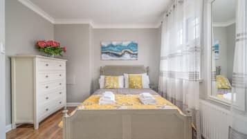 3 bedrooms, free WiFi, bed sheets