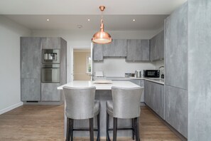 Chaleira elétrica, torradeira