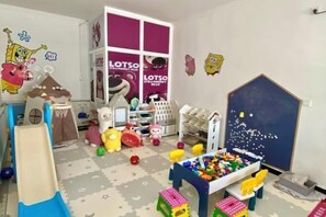 Children's area - Beijing Ronghexiang Homestay (Beijing)