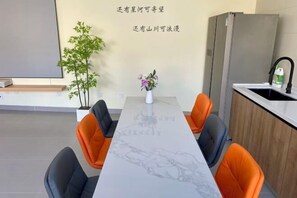 Interior - Beijing Ronghexiang Homestay (Beijing)