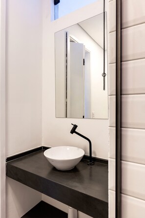 Basic Suite | Bathroom - Zest Teodoro (São Paulo)