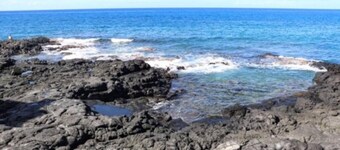 Enjoy the Sunset Ocean Front 1BR Apt-pool On-site