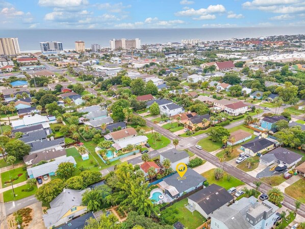 Aerial view - SMV Minigolf and Splash Retreat (Jacksonville Beach)