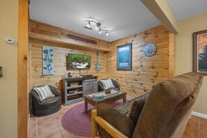 Téléviseur connecté, foyer, jeux vidéo, table de baby-foot