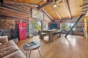 Smart TV, fireplace, table football, ping pong