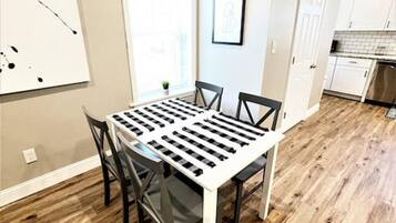 House | 1 bedroom