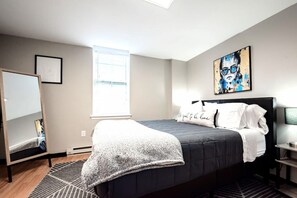 Apartment | 2 bedrooms - The Terrace at Park Place 2nd Floor Walk up -cozy 2 Bedroom Fast Wifi Free Coffee (Wilmington)