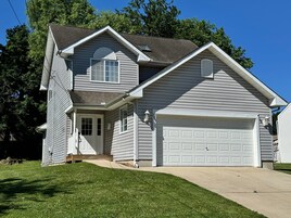 3 habitaciones, escritorio y acceso a internet 