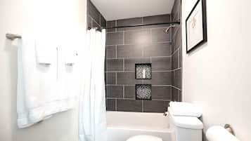 House | 1 bedroom