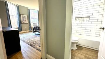 House | 1 bedroom