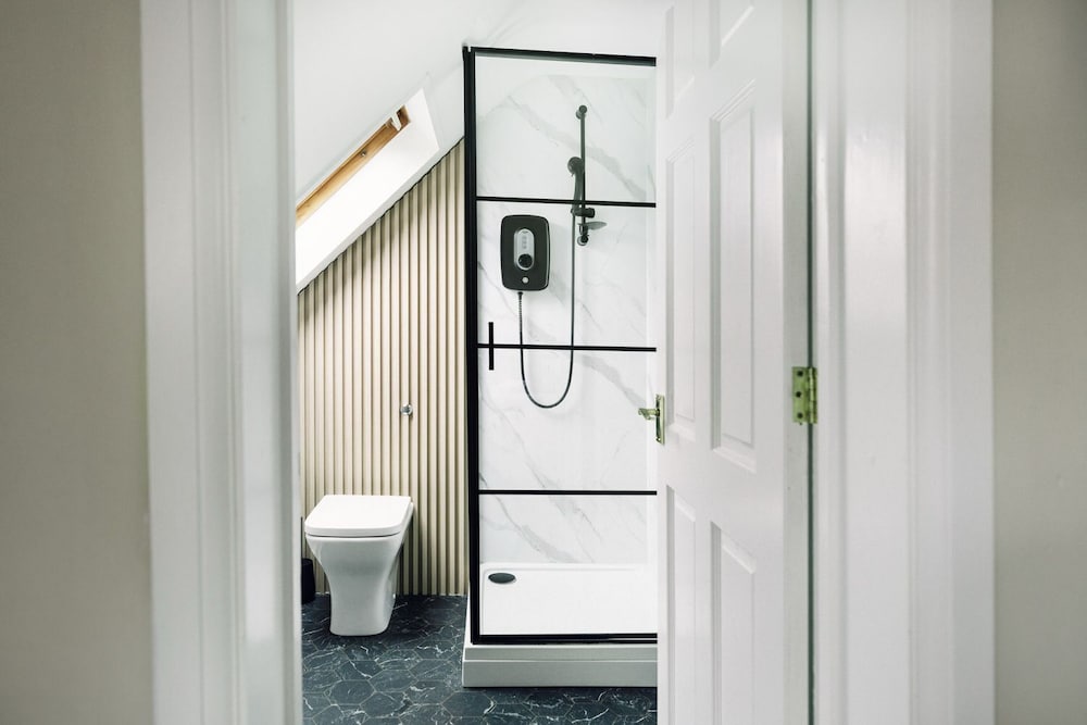 Cotteswold House by null