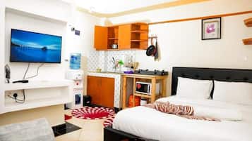 1 bedroom, iron/ironing board, WiFi, bed sheets