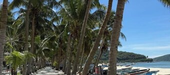 Xiachuandao Fenghua Hotel