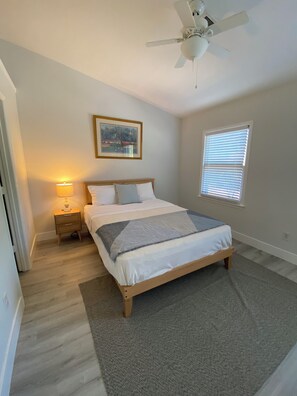 2 bedrooms, iron/ironing board, WiFi, bed sheets