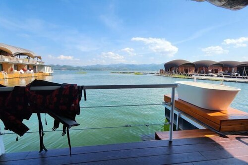 Banrai WanWan Resort