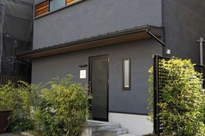 Esterni