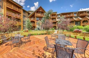 Exterior - Tenderfoot Lodge 1 Bedroom at the Mountain House Base (Keystone)