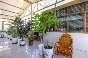 Unclassified image, 5 of 16, button - Yuzhong Senshu Business Hotel (Yuzhong)