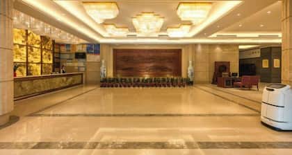 Putian Pujing Hotel (Xinghuafu History and Culture Street)