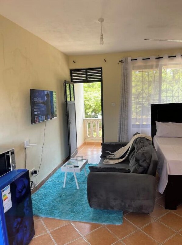 TV - Shalimin Homes 1
(Kilifi)