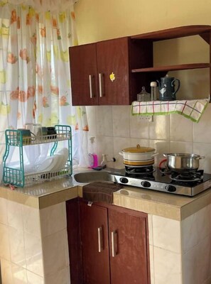 Refrigerador, microondas