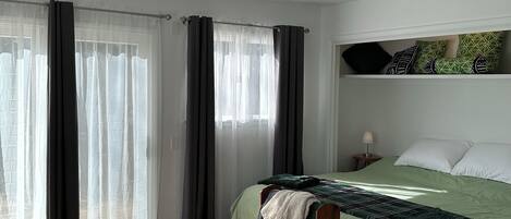 1 soverom, strykejern/-brett, wi-fi og sengetøy