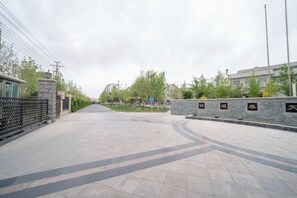 숙박 시설 구내