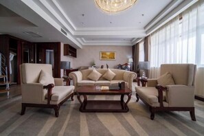 Room - Western Regions Spring Hotel (Wensu)