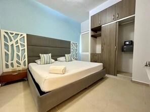 2 slaapkamers, een strijkplank/strijkijzer, wifi, beddengoed