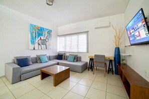 TV - Great location + rooftop pool (Puerto Vallarta)