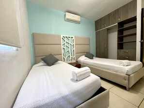 2 多间卧室、熨斗/熨衣板、WiFi、床单