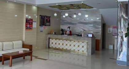 Shenzhou Business Hotel