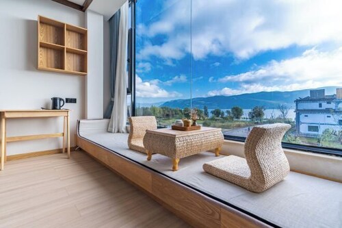 Dali Liwan Seaview Inn