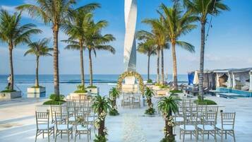 Khu tổ chức tiệc cưới trong nhà