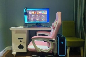 Room - Tuke Jiangnan Electric Sports Hotel (Cangnan)