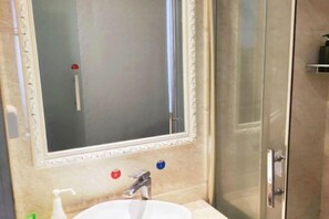 Room - Tuke Jiangnan Electric Sports Hotel (Cangnan)