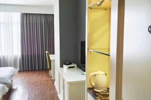 Room - Tuke Jiangnan Electric Sports Hotel (Cangnan)