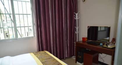 Pingtang Yuqi Hotel