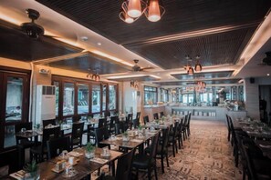 Restaurant - Mandarin Island Hotel Boracay (Boracay Island)