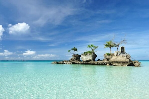 Beach - Mandarin Island Hotel Boracay (Boracay Island)