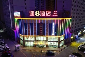 Exterior - Super 8 Hotel (Qitai Tuanjie South Road Branch) (Qitai)