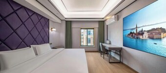 Changxing Penglaiju Boutique Hotel