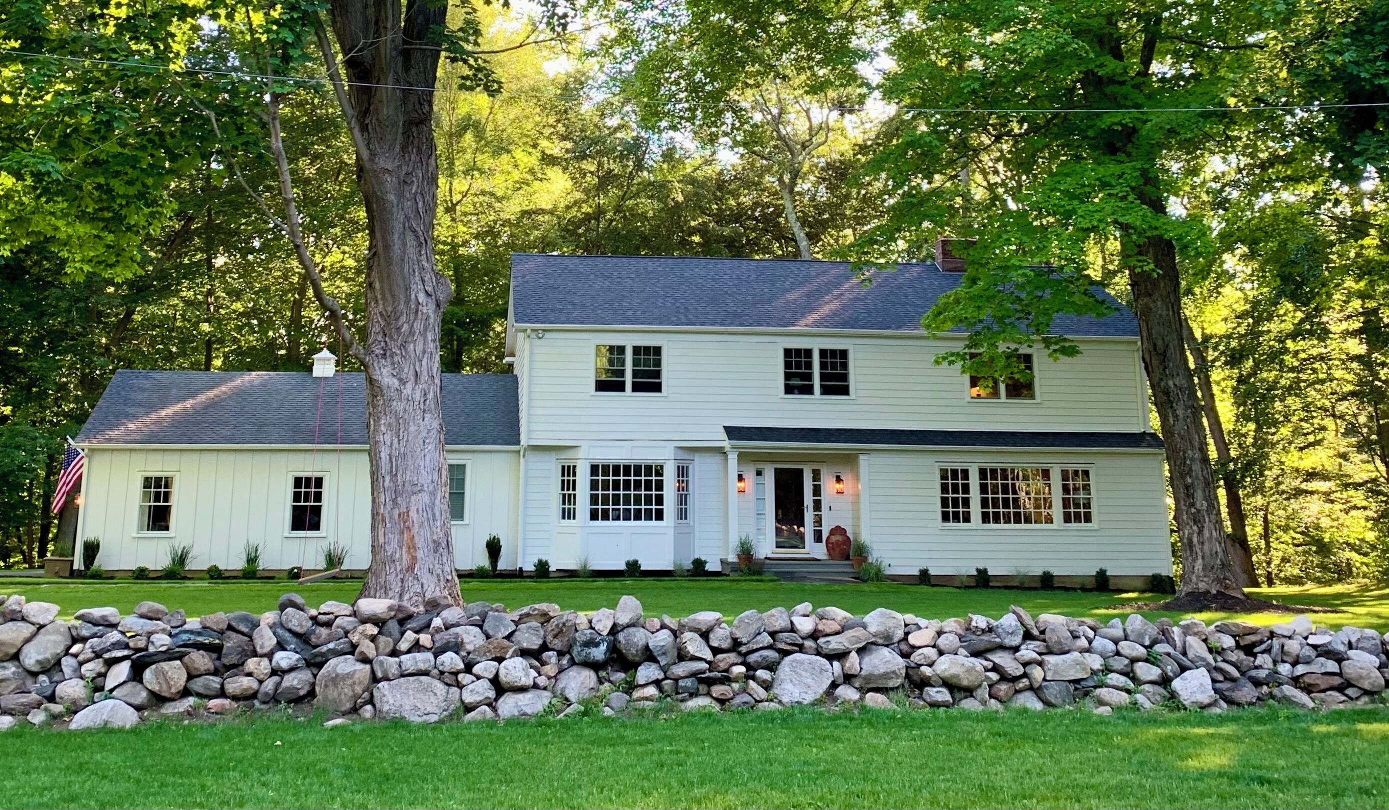 Spacious Westport countryside retreat.  Close to beach, downtown, golf and train