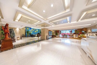Blossoming Quality Hotel