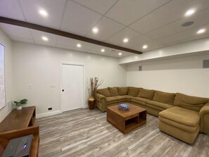 Smart-tv, stereoanlæg