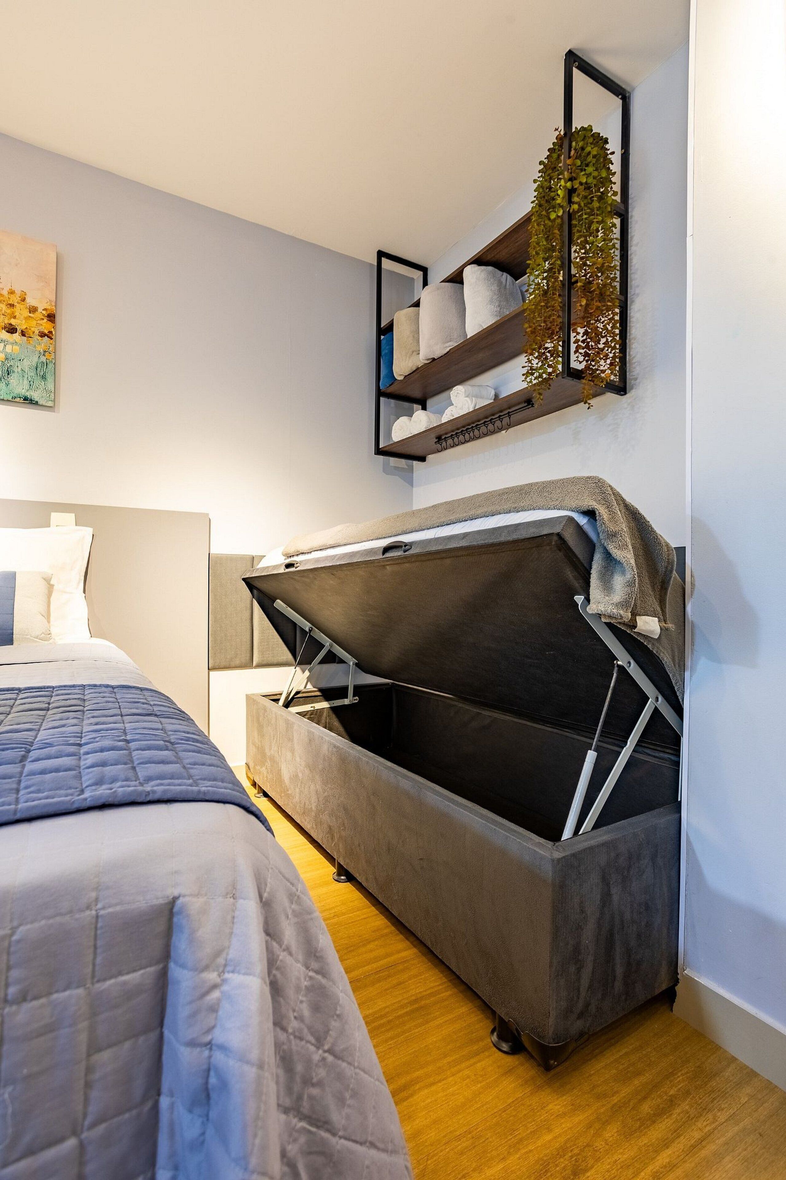 1 Schlafzimmer, Schreibtisch, laptopgeeigneter Arbeitsplatz